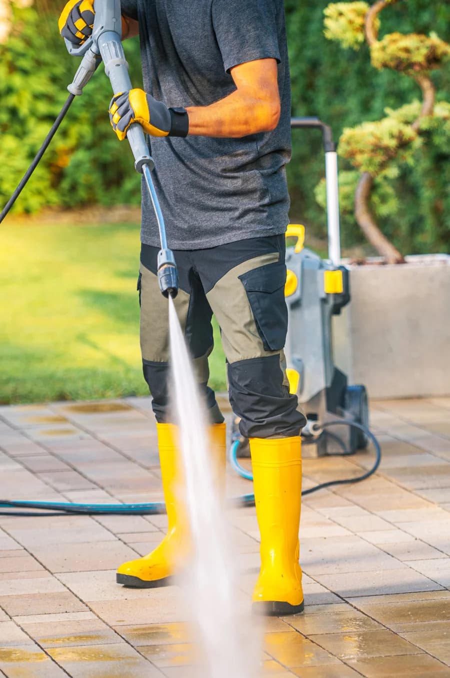 Pressure washing service